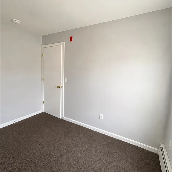 24 Sycamore St #2N — Photo 7