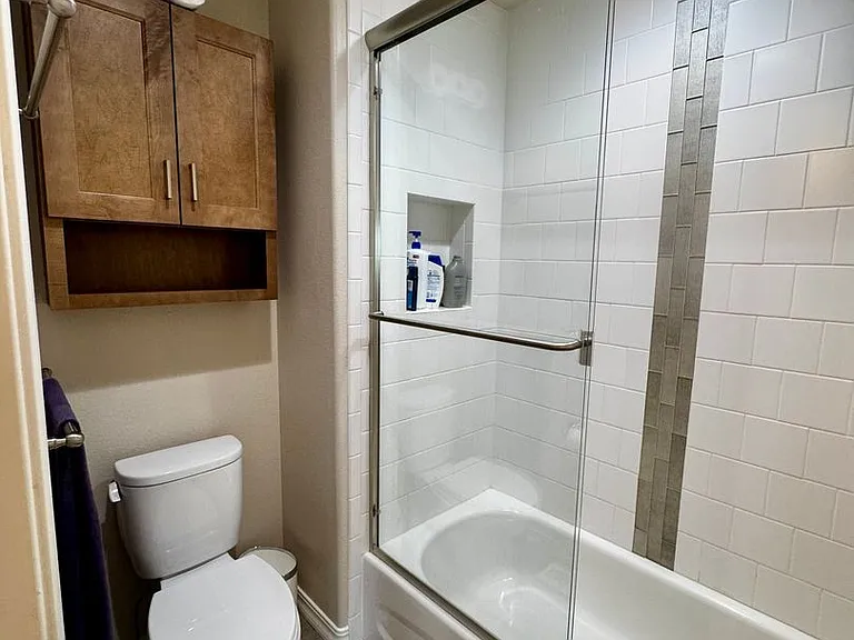 4553 Hanging Lake Cir — Photo 35