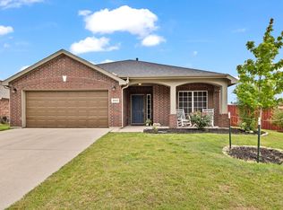 4045 Diamond Ridge Dr, Fort Worth, TX 76244