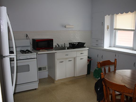 upstairs back apartment