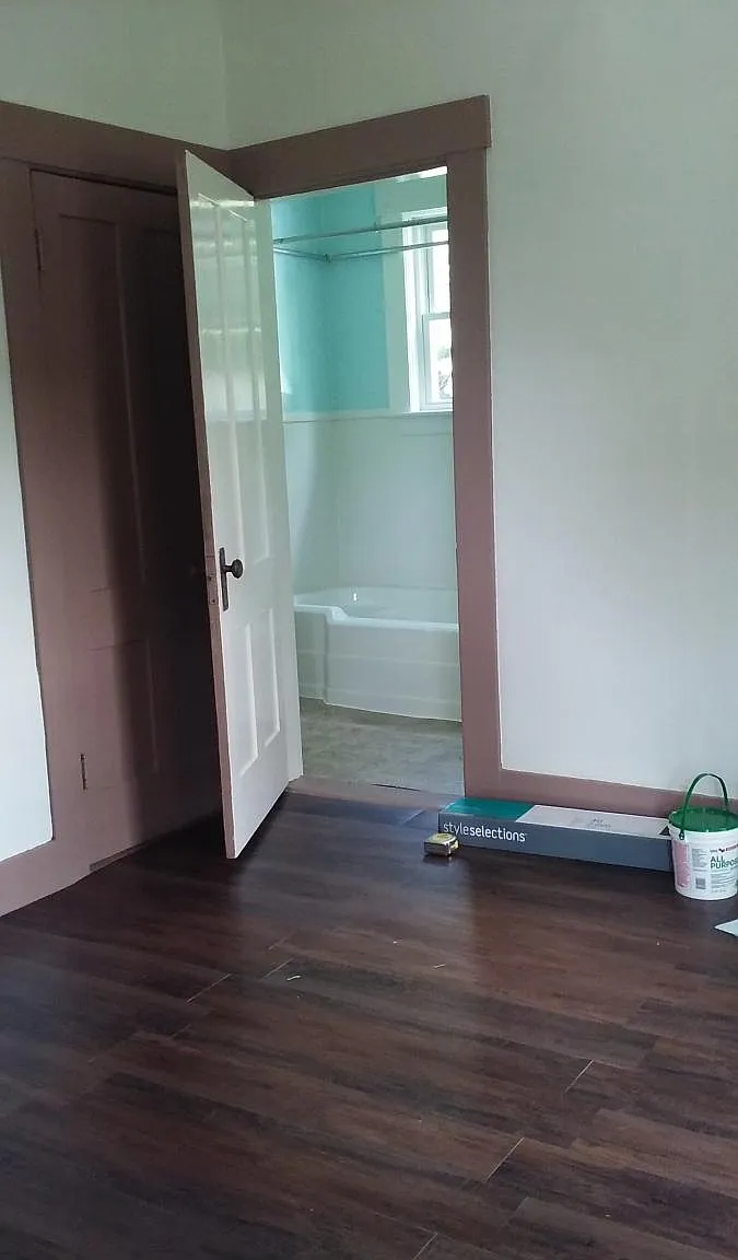 4 bed, 1500 sqft, $2,300 — Photo 3