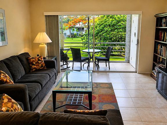 4th image of 2620 SW 22nd Avenue #1004