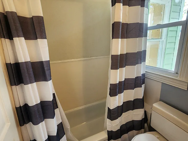 212 Chestnut St — Photo 26