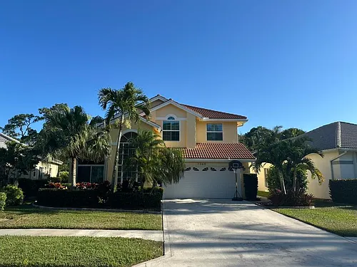 7369 SE Seagate Ln Photo 1