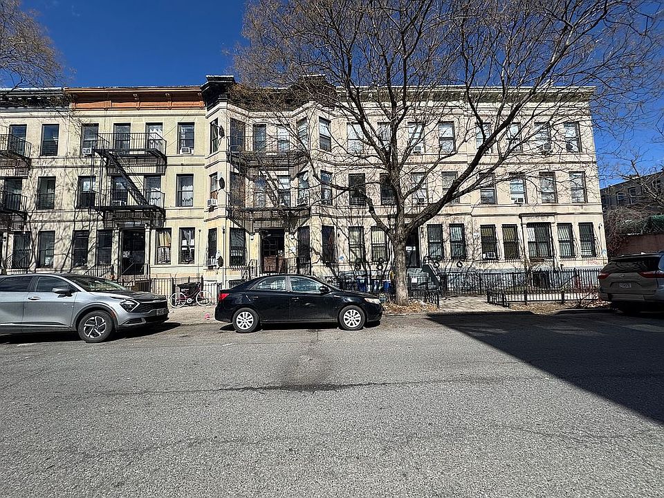 1st image of 417 Chauncey St APT 3A