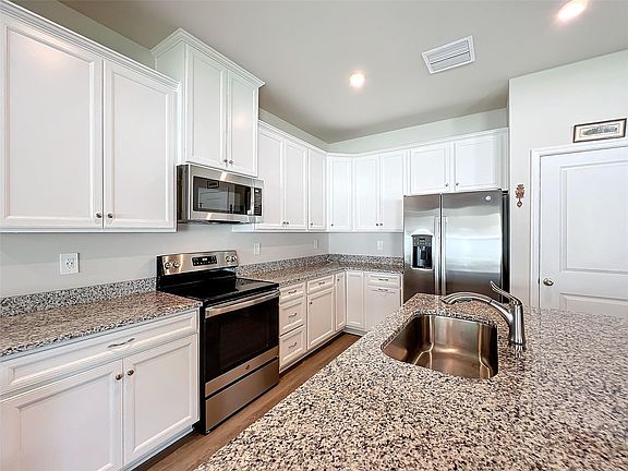 2nd image of 6708 Rumine Circle
