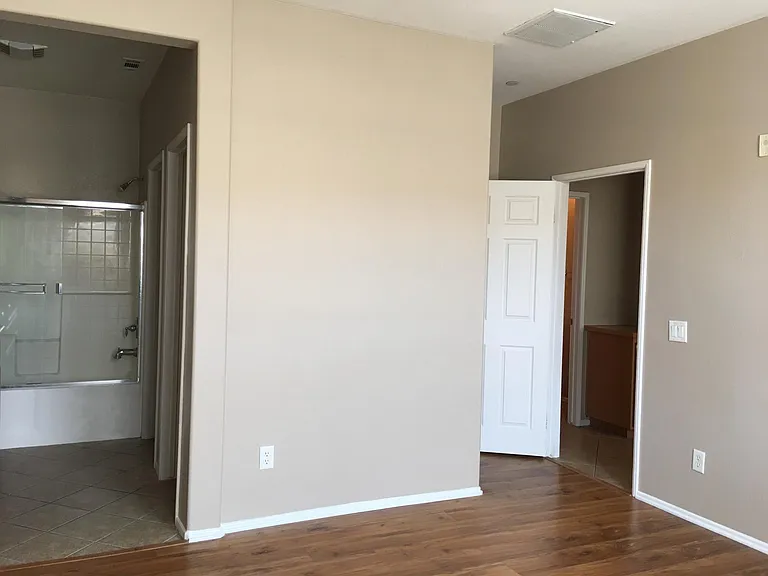 1800 E Lakeshore Dr #812 — Photo 10