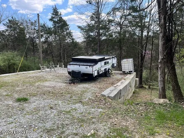 314 Needles Dr, Bagdad, KY 40003