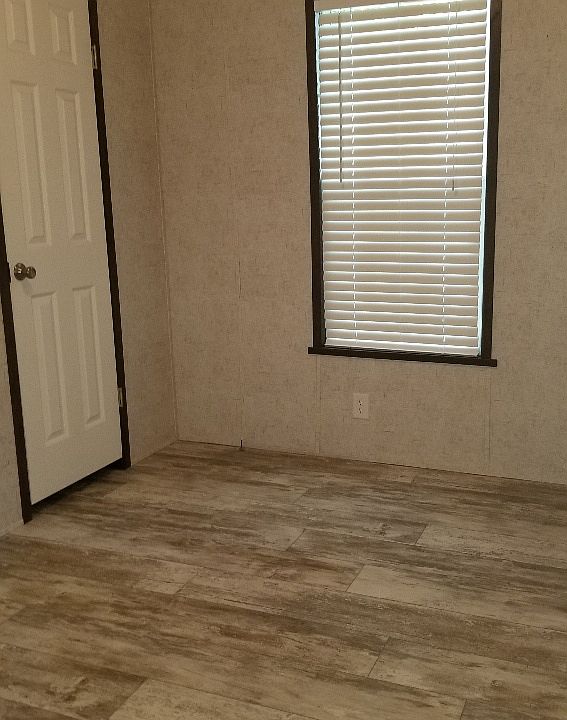 2nd image of 89 Happy Ct