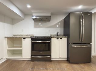 22 Glenside Ave, Toronto, ON M4L 2T5