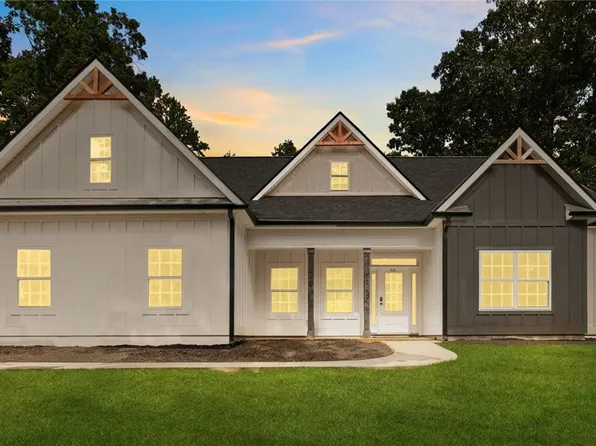 509 Scharlin Dr, Pickens, SC 29671