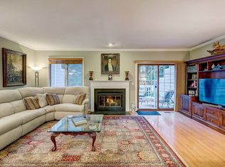 5 Furnace Ct, Cockeysville, MD 21030