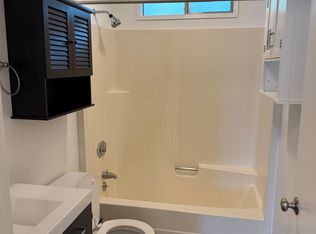 225 S Navarre St #A, Chelan, WA 98816