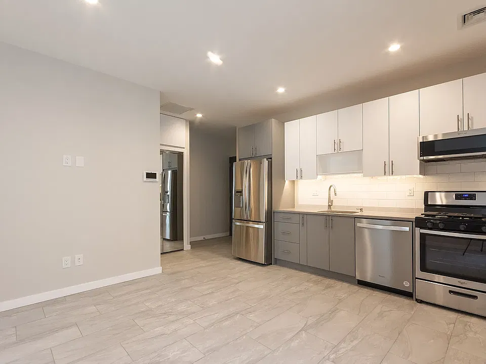 207 Sunnyside Ave #2R