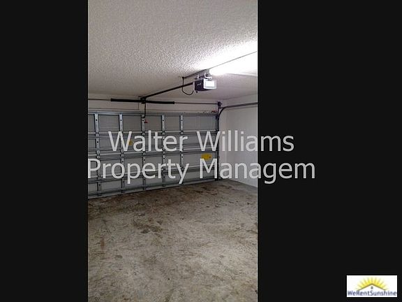 3rd image of 20 Rolland Ln