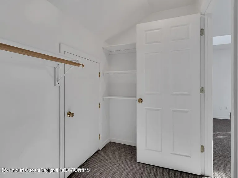 1708 Lake Dr — Photo 42