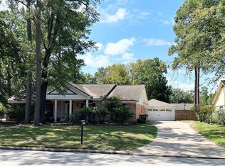 27113 S Harlan Ln, Conroe, TX 77385