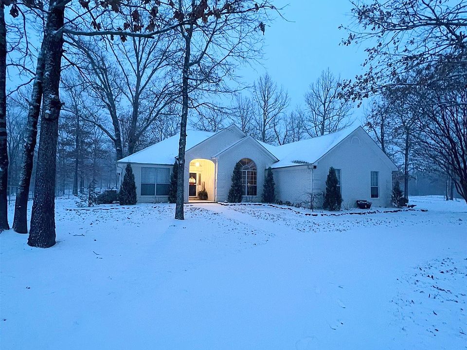 2nd image of 445 Damascus Rd