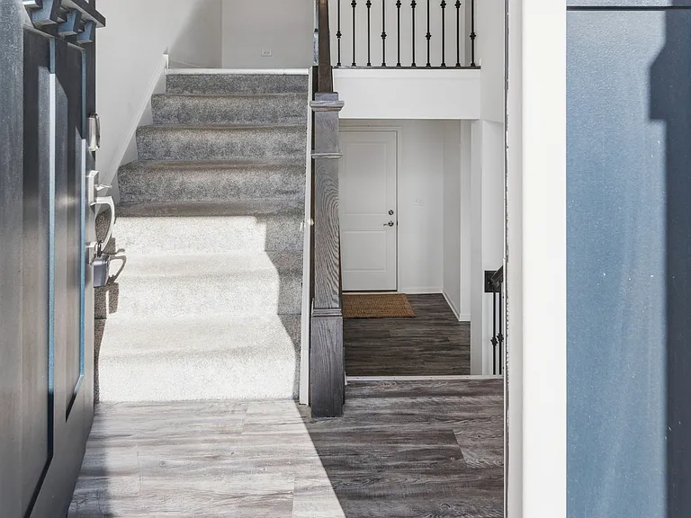 511 Cimmaron Cir — Photo 3