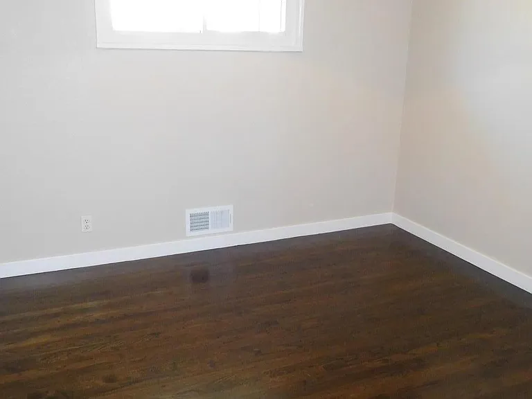 1399 Scranton St — Photo 10