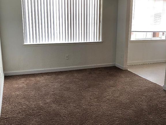 3rd image of 1620 Gladstone St #101-G