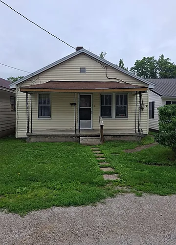 616 E Front St Photo 1