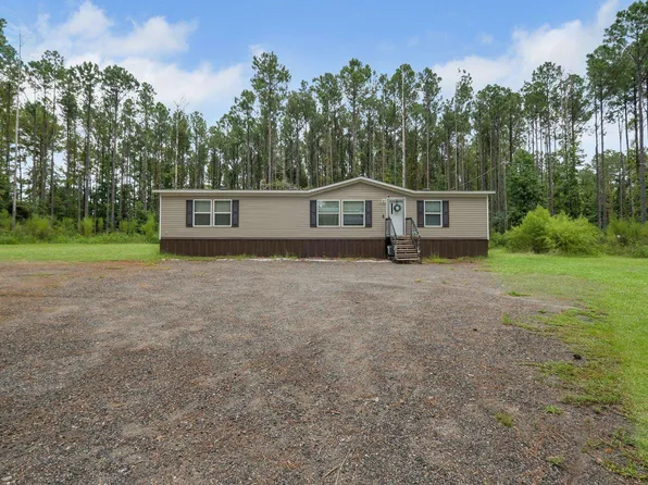 395 Augustine Rd, Quincy, FL 32351