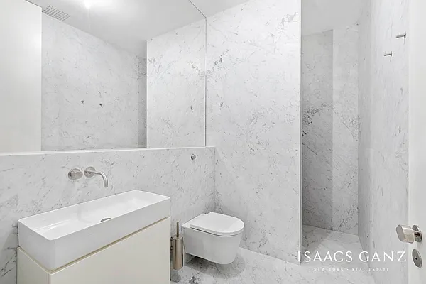 Sold by Isaacs Ganz Real Estate | media 9