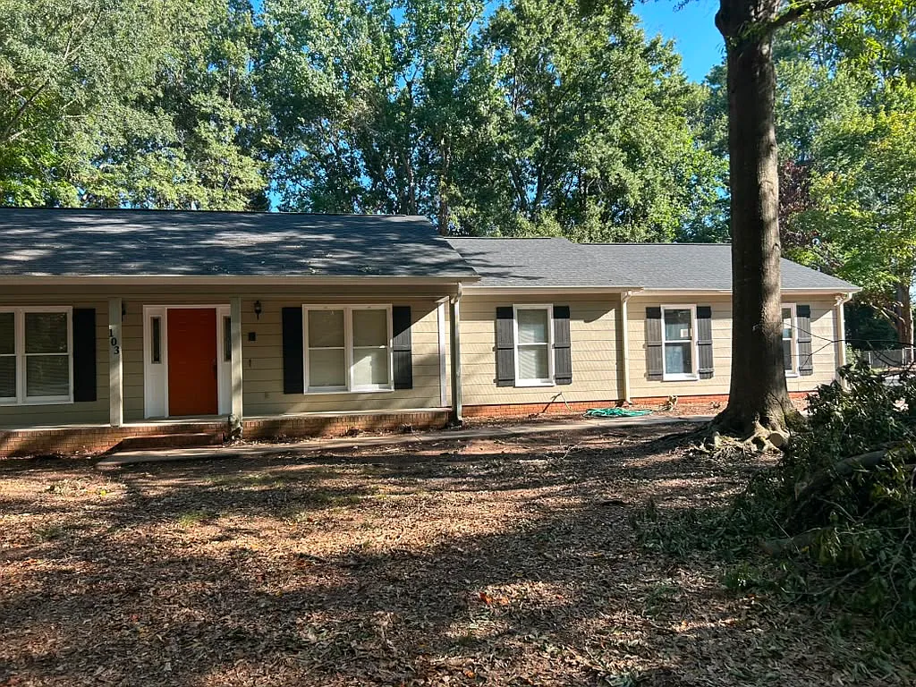 3 bed, 1708 sqft, $2,200 — Photo 3