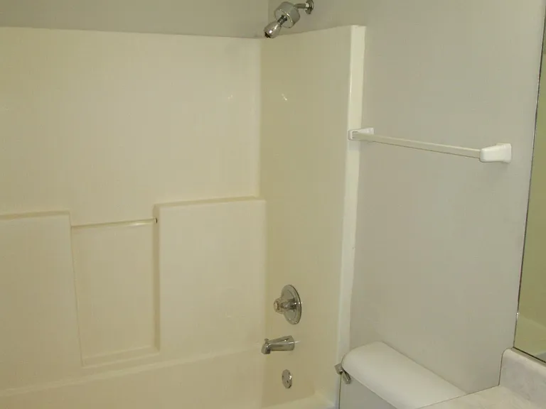 413 Northrop Pl — Photo 13