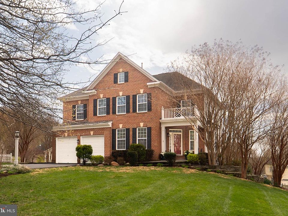 1st image of 16309 Sandy Ridge Ct