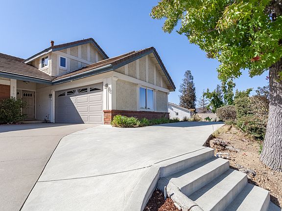 2nd image of 3176 Bear Creek Dr