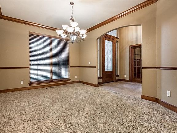 5th image of 3540 Walden Estates Dr