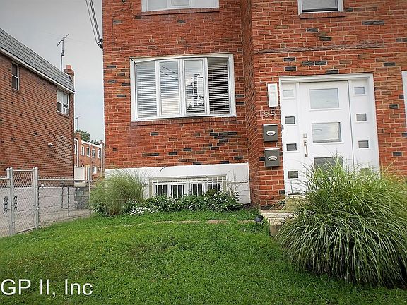 2nd image of 1551 Curtin St #1