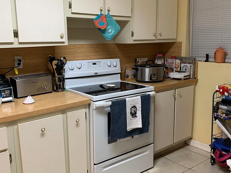 1555 W 44th Pl #228 — Photo 6