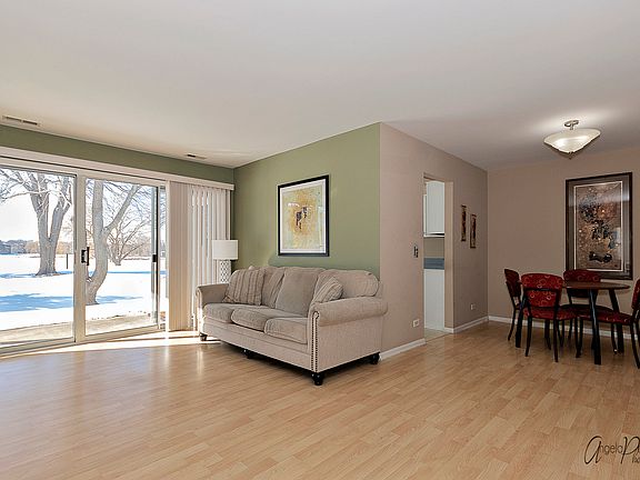 4th image of 1250 Streamwood Ln #338
