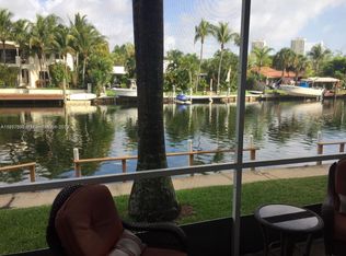 460 Paradise Isle Blvd APT 103, Hallandale, FL 33009