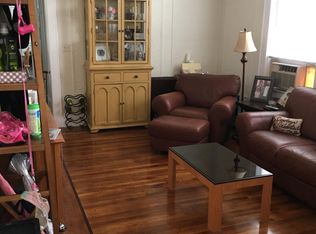 18 W Somerset St #1, Raritan, NJ 08869