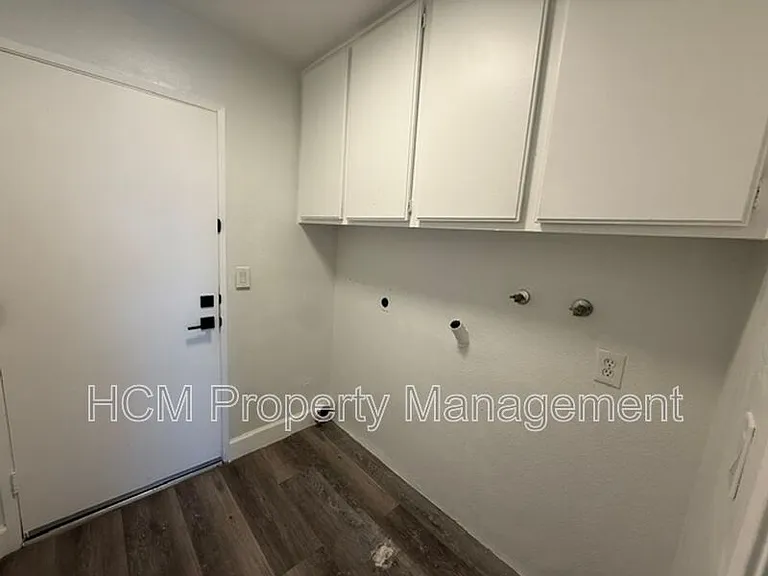 3009 Calle Juarez — Photo 32
