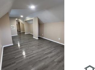 3577 E 153rd St #UP, Cleveland, OH 44120