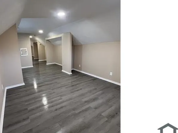 3577 E 153rd St #Up, Cleveland, OH 44120