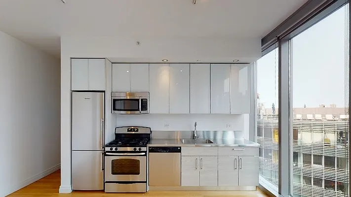 Rented by Two Trees | media 27