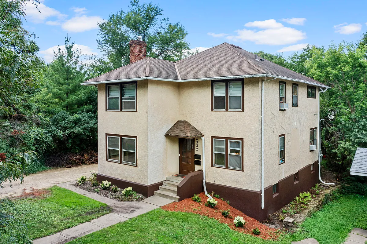 Building Photo - 4332 Xerxes Ave S #2