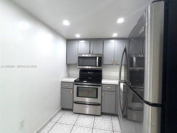 3rd image of 11750 SW 18th St APT 314-1