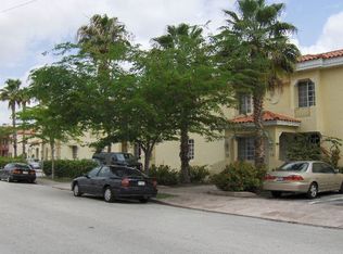 21 Madeira Ave APT 14, Coral Gables, FL 33134