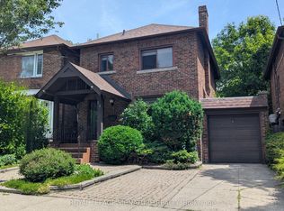 23 Lorindale Ave, Toronto, ON M5M 3C3