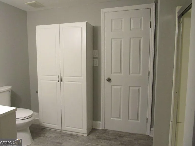 112 Judy Ave — Photo 38