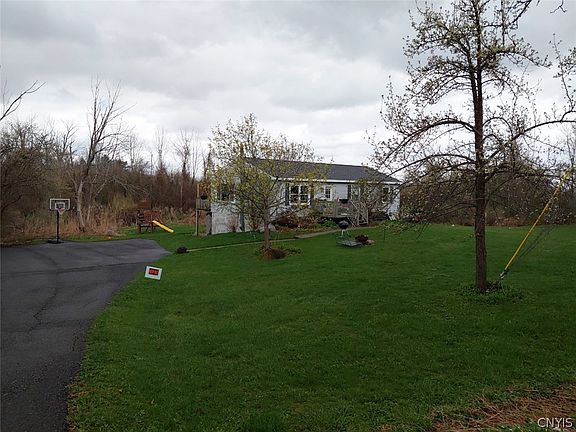 4th image of 3785 Sentinel Heights Rd