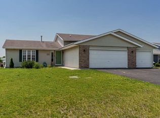 11030 Borage Trl, Roscoe, IL 61073
