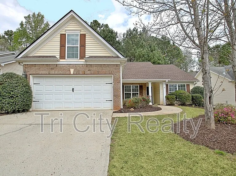 341 Hunterian Pl — Photo 1